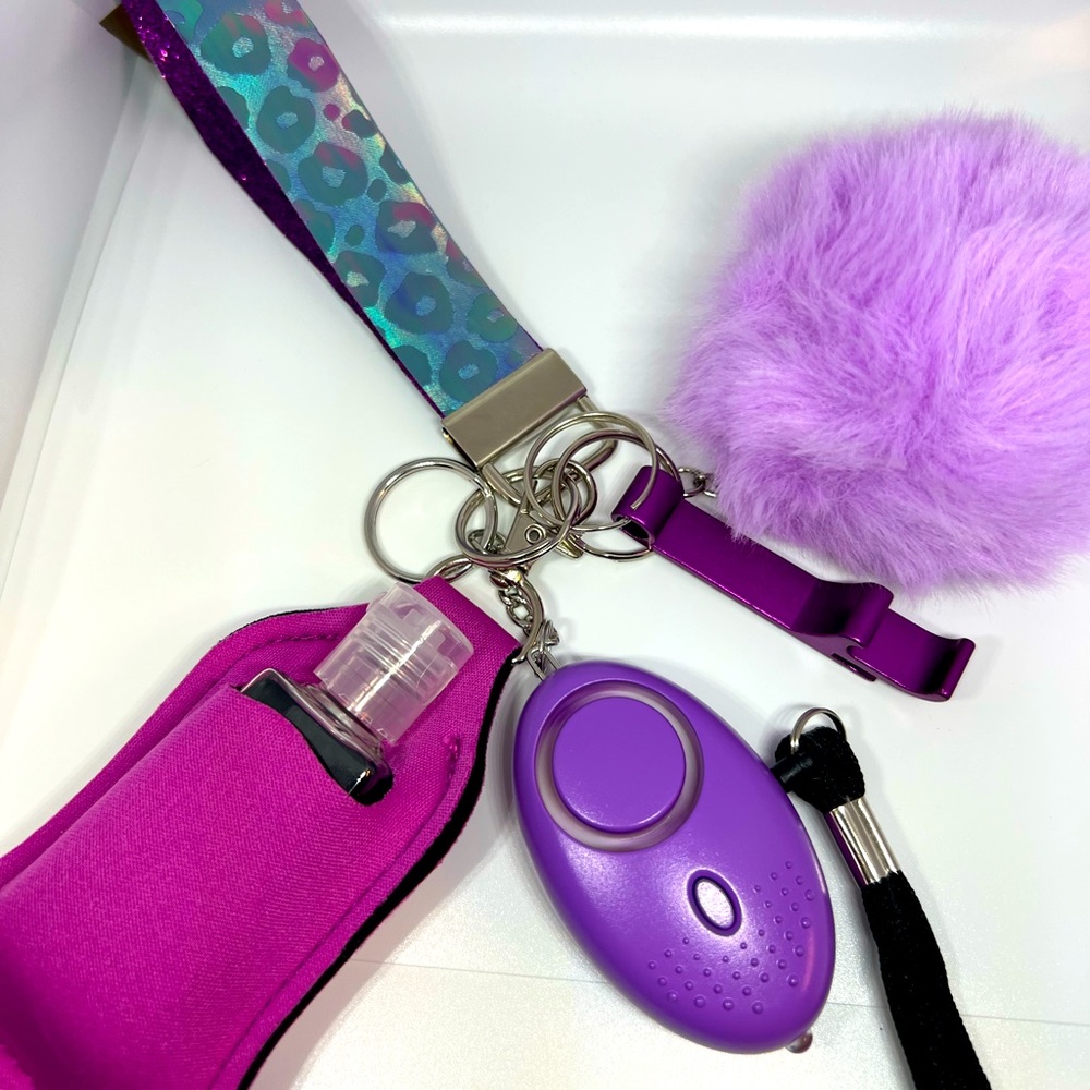 Essential keychain